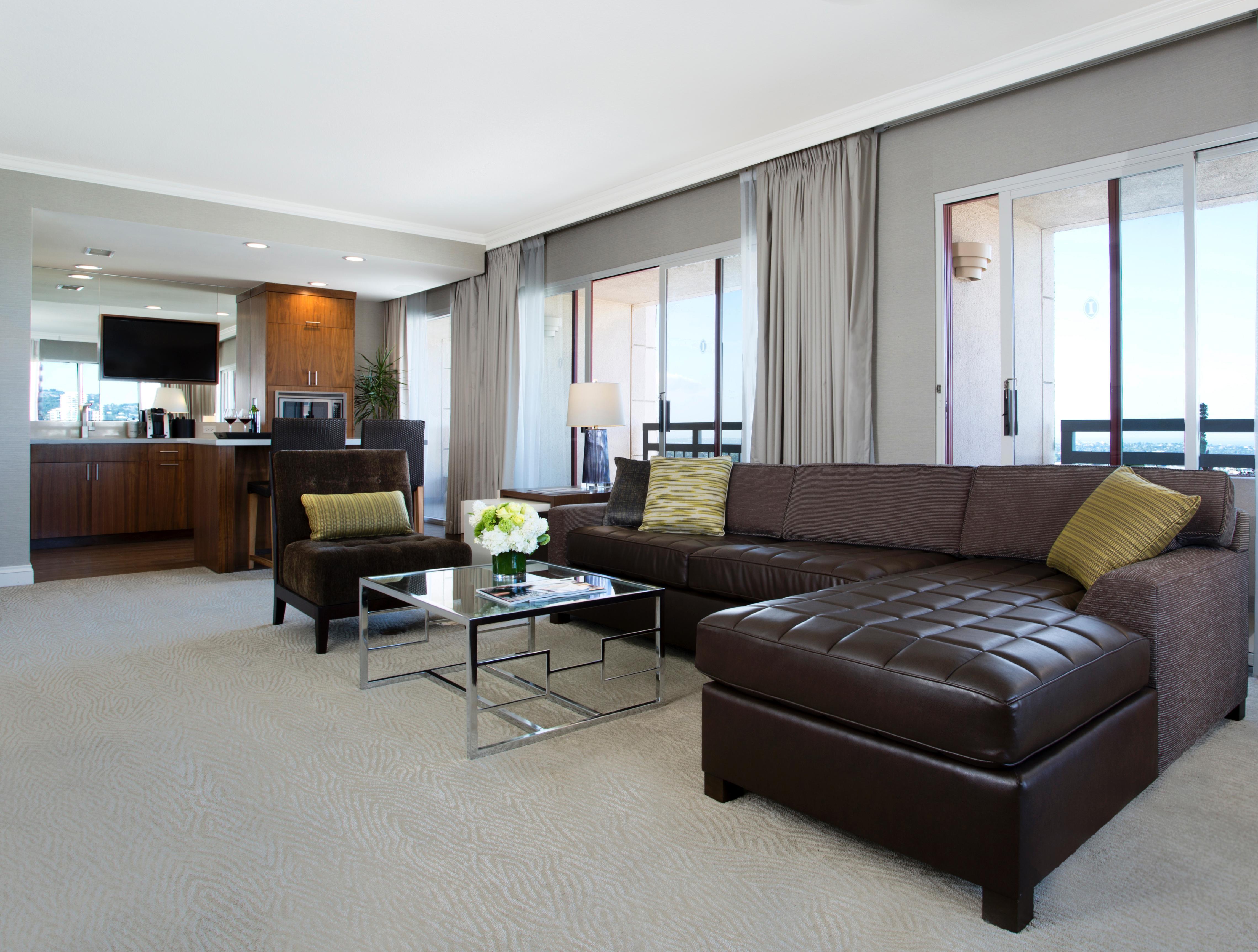 Elite Family Residence Suite Balcony,1279099267:JPEG