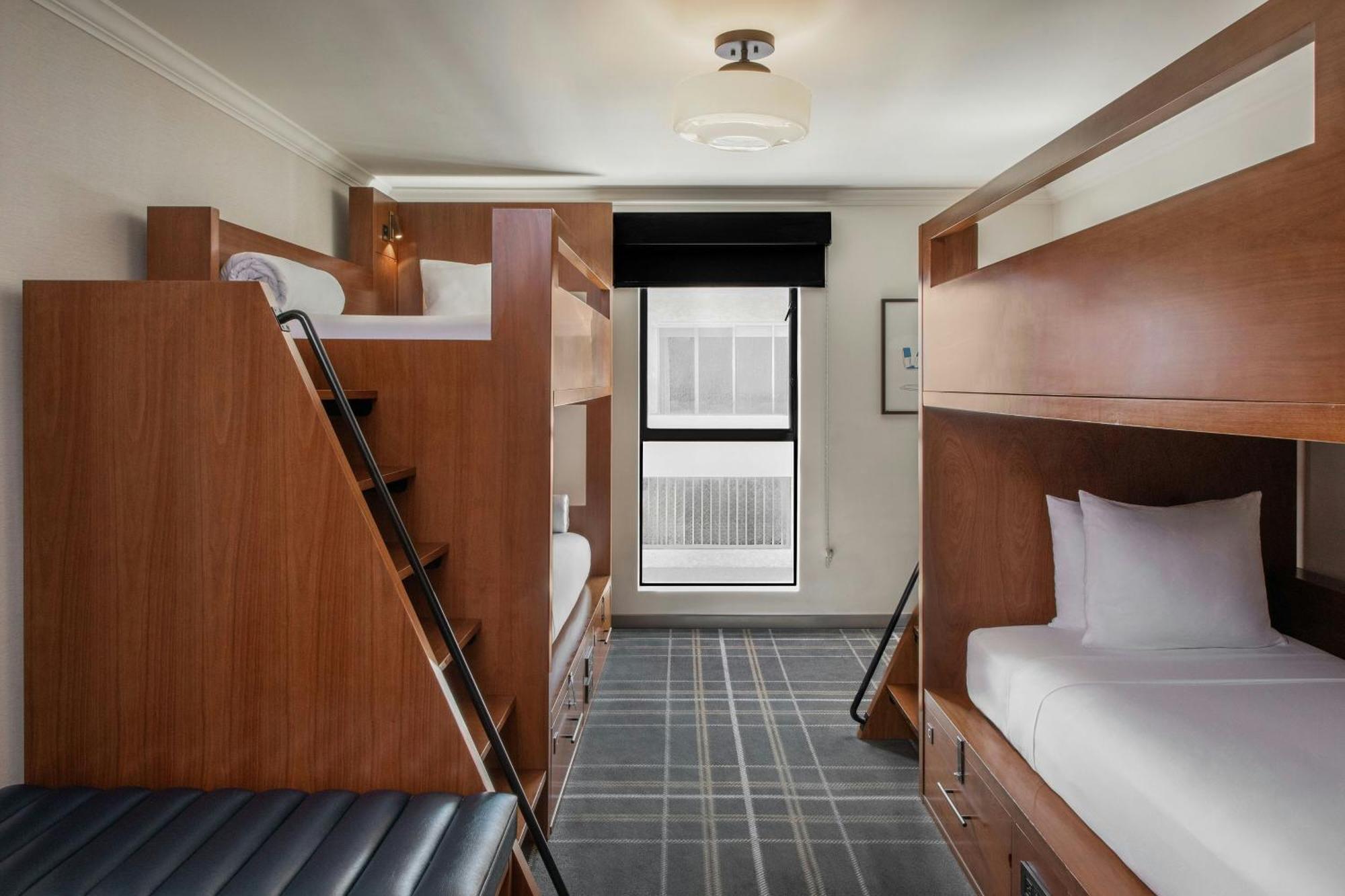 Double Bunk Room Two Twin Bunk Beds,1731646827:JPEG