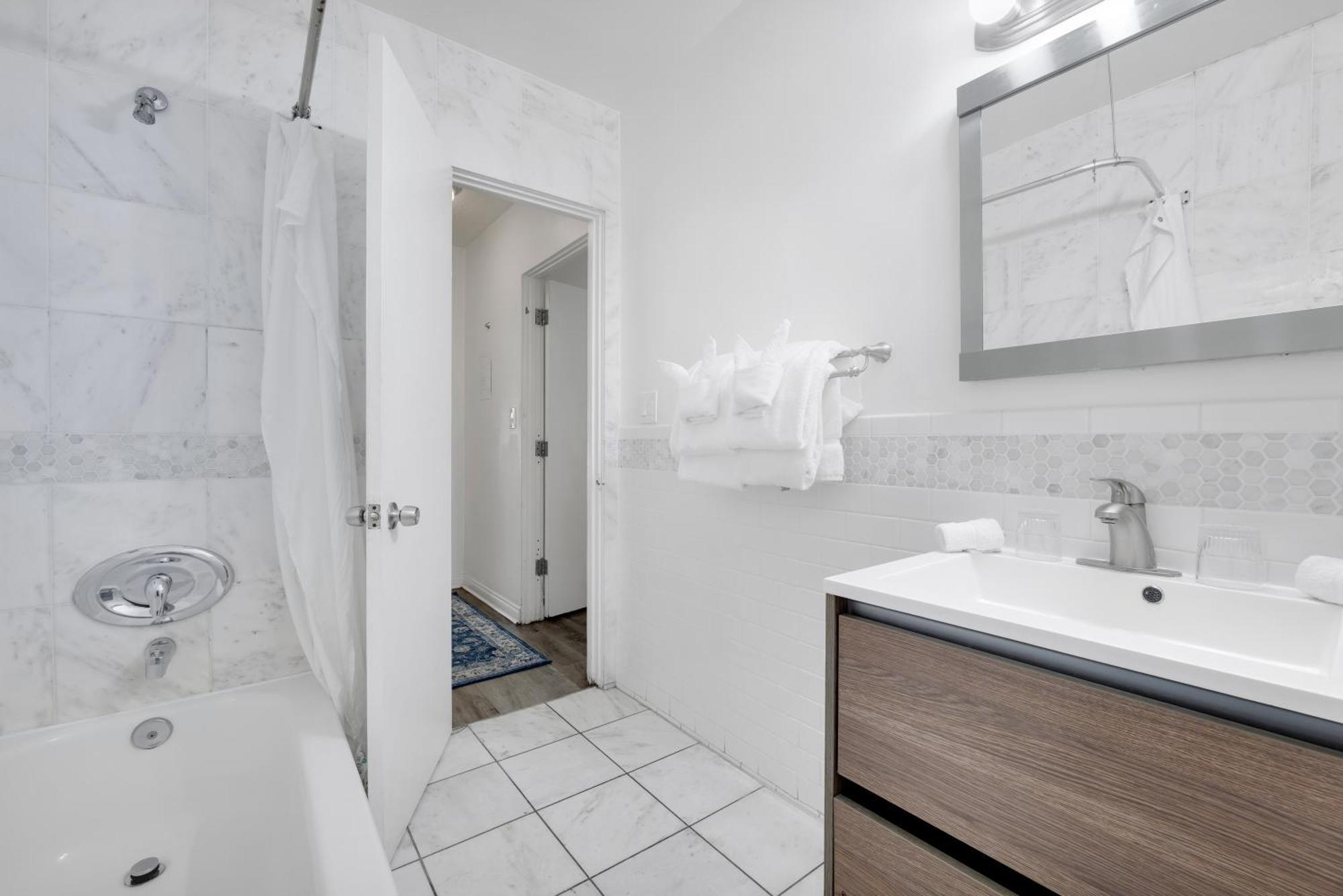 Apartment,1756536055:JPEG