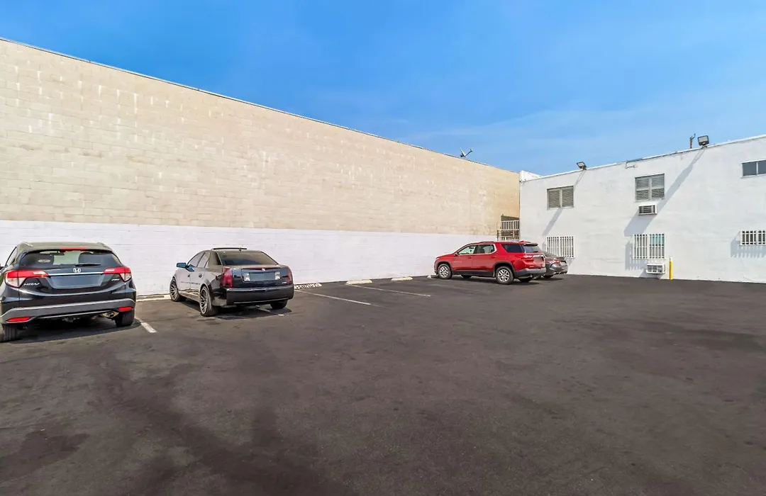 Rodeway Inn & Suites North Hollywood Burbank Airport - Universal Area-1