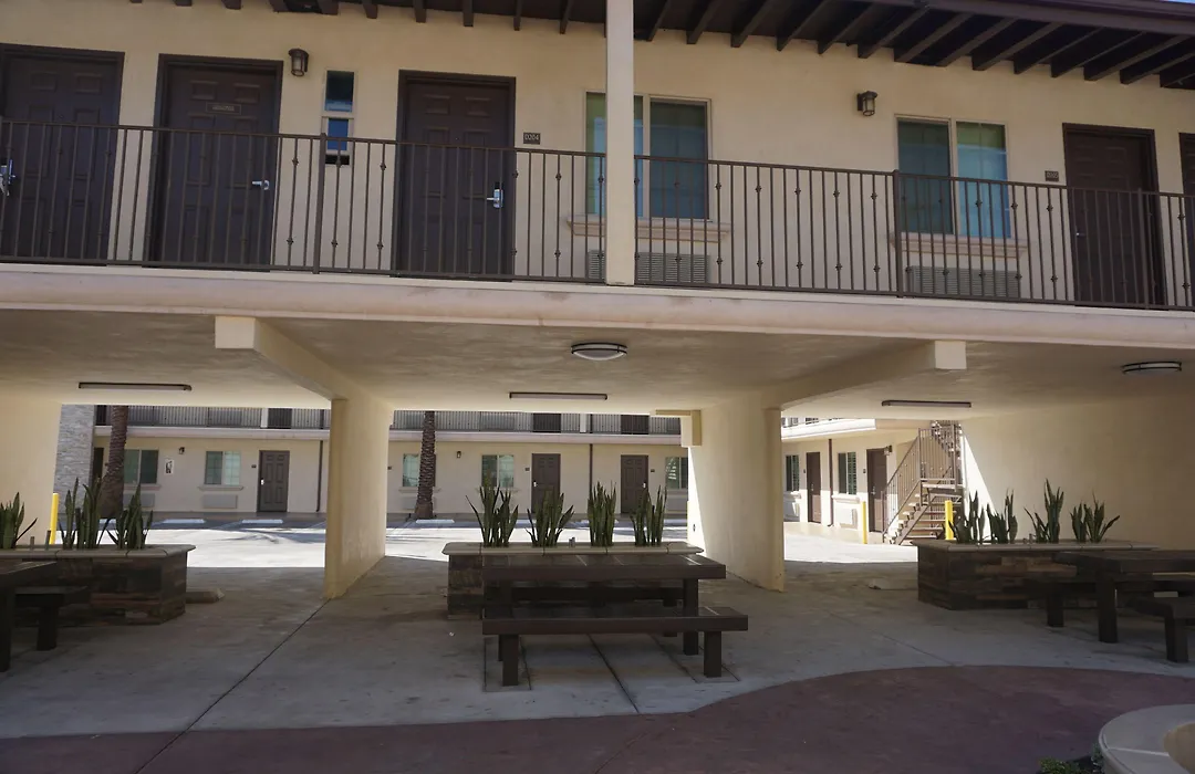 Tuscan Garden Inn-1