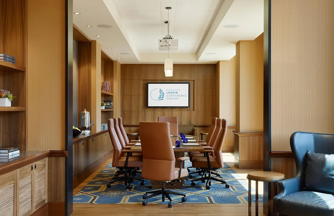 Luskin Hotel-1