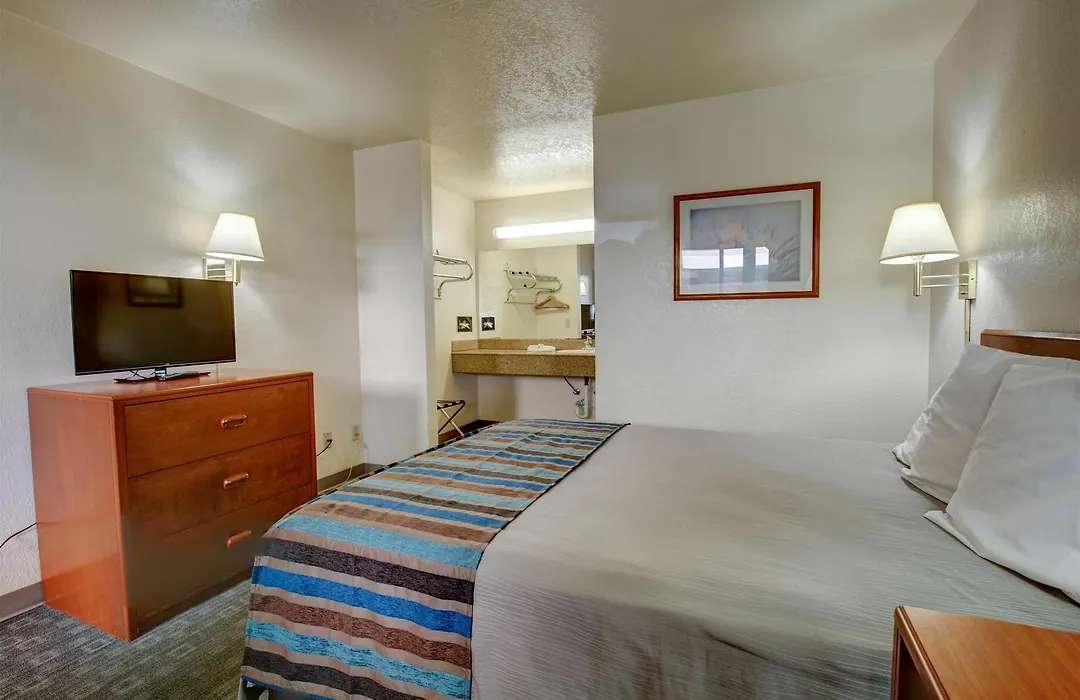 Good Nite Inn Sylmar-1