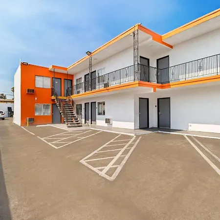 Rodeway Inn & Suites North Hollywood Burbank Airport - Universal Area-2