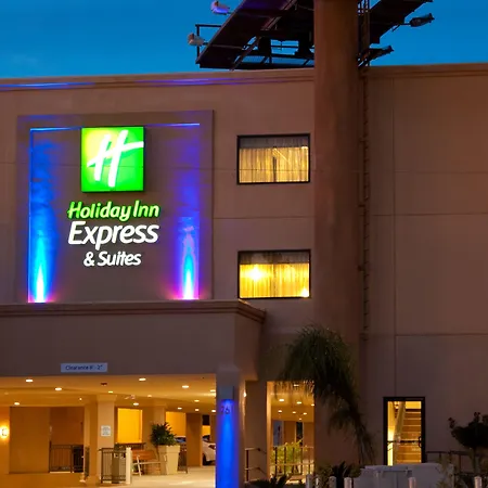 Holiday Inn Express & Suites Woodland Hills By Ihg-2