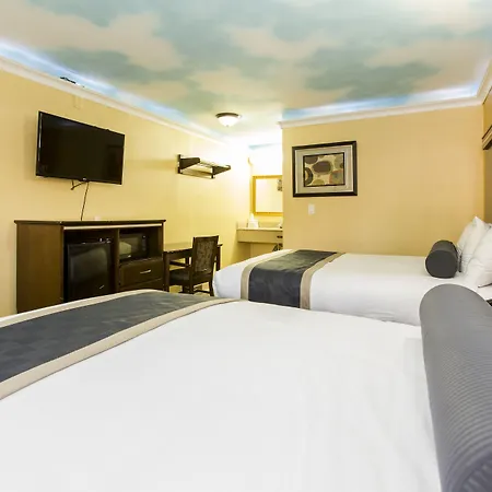 Hollywood Palms Inns & Suites-2