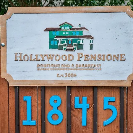 Hollywood Pensione-3